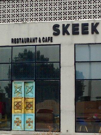 Skeek Restaurant & Cafe